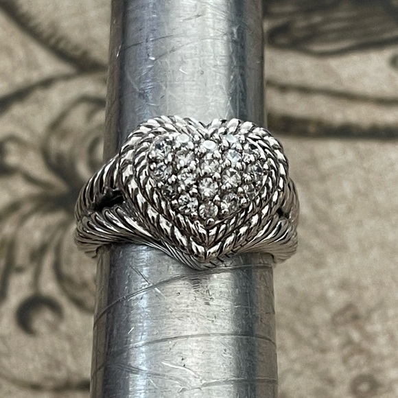 Judith Ripka pave set CZ solid sterling silver size 8 heart shaped ring - Picture 3 of 8